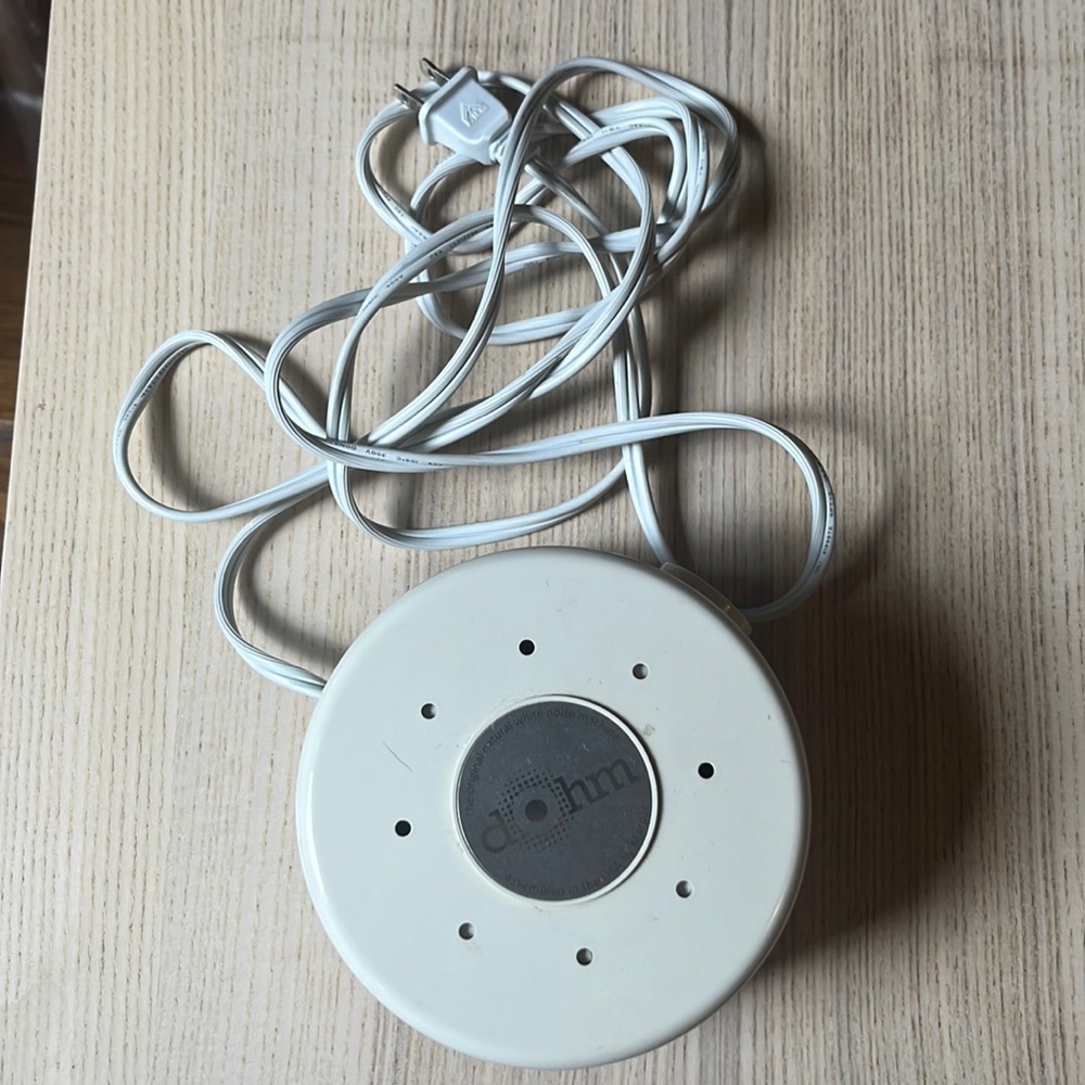 White noise machine
